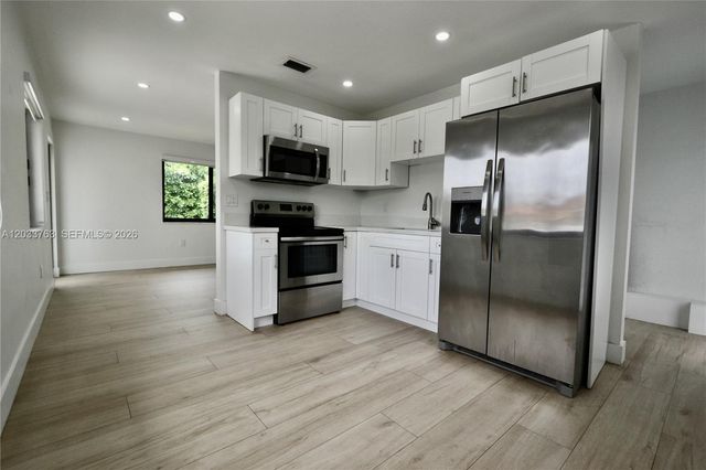 3143 SW 26th Street 3143, Miami, FL 33133