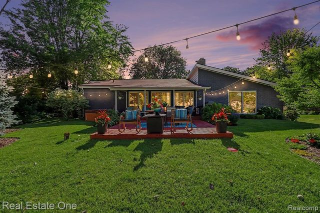 310 Pine Tree Rd Road, Lake Orion, MI 48362