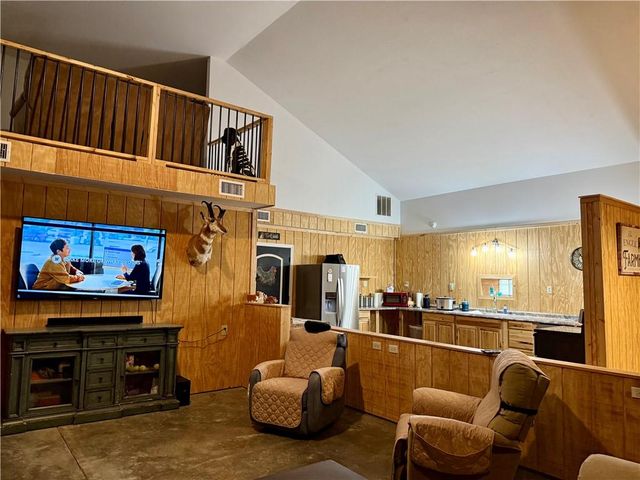 27212 E 307th Street, Harrisonville, MO 64701