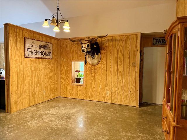 27212 E 307th Street, Harrisonville, MO 64701