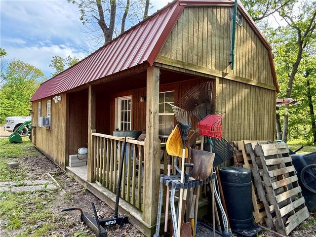 27212 E 307th Street, Harrisonville, MO 64701