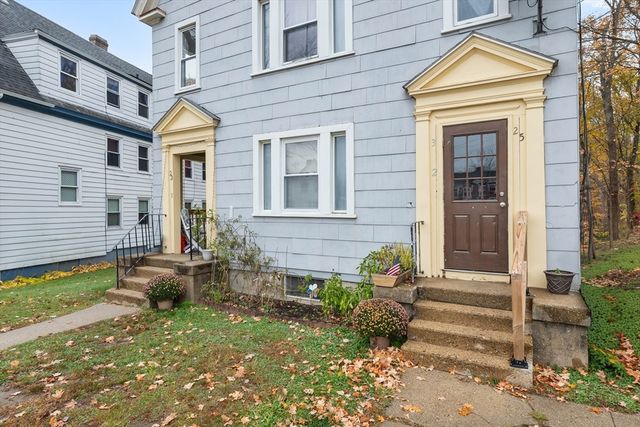 23 Twine Hurst Pl, Southbridge, MA 01550