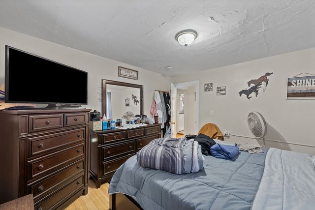 23 Twine Hurst Pl, Southbridge, MA 01550