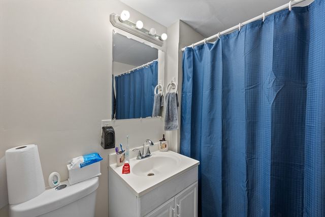 23 Twine Hurst Pl, Southbridge, MA 01550