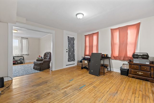 23 Twine Hurst Pl, Southbridge, MA 01550