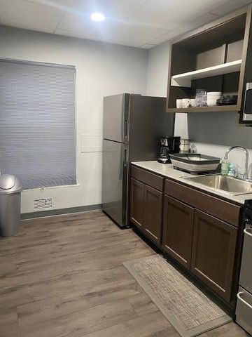 17320 Livernois Ave, Detroit, MI 48221