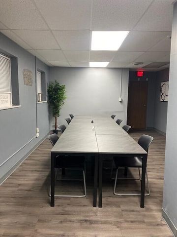 17320 Livernois Ave, Detroit, MI 48221