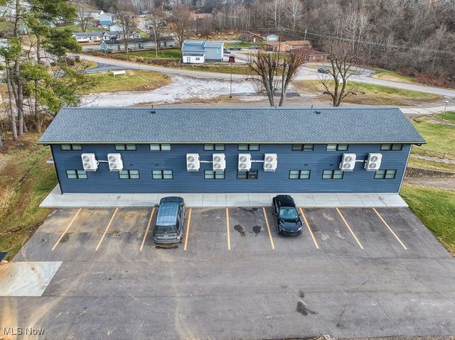 46 Parkway Place, Vienna, WV 26105