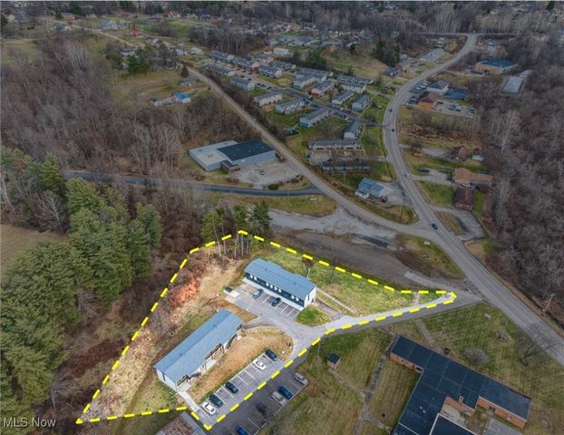 46 Parkway Place, Vienna, WV 26105