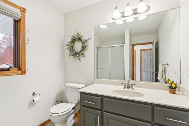 15714 Aurora Avenue, Urbandale, IA 50323