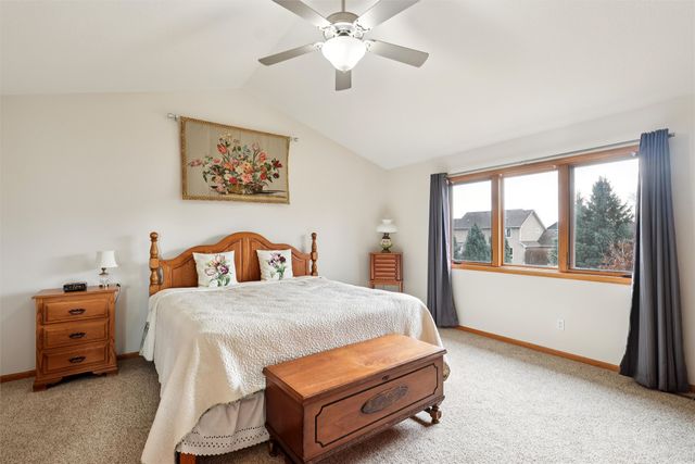 15714 Aurora Avenue, Urbandale, IA 50323