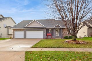 15714 Aurora Avenue, Urbandale, IA 50323