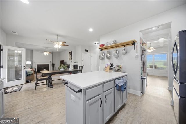 40 Darby Lane, Adairsville, GA 30103