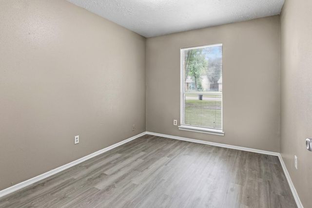4550 Chestergate Drive, Spring, TX 77373