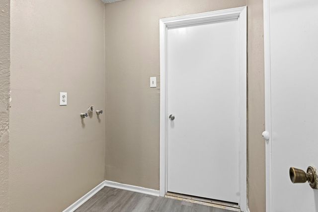 4550 Chestergate Drive, Spring, TX 77373