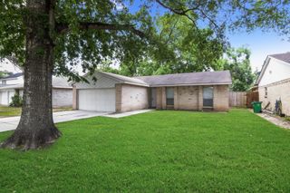 4550 Chestergate Drive, Spring, TX 77373