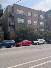 2923 N Clybourn Avenue 401, Chicago, IL 60618