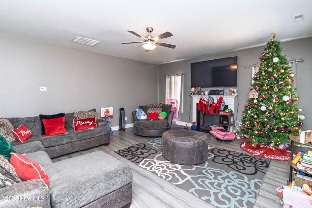 203 Knob Hill Drive, Pikeville, NC 27863