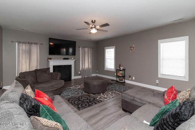 203 Knob Hill Drive, Pikeville, NC 27863