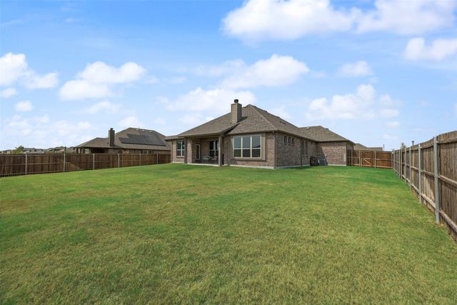645 Mb S Way, Pilot Point, TX 76258