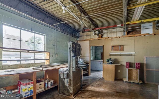 4432-4434 KUTZTOWN RD, Temple, PA 19560