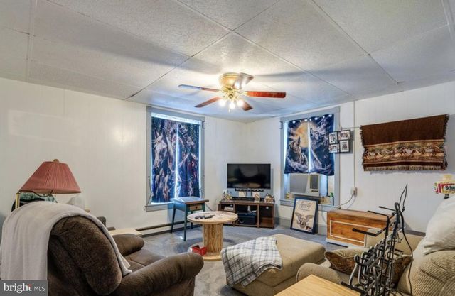 4432-4434 KUTZTOWN RD, Temple, PA 19560