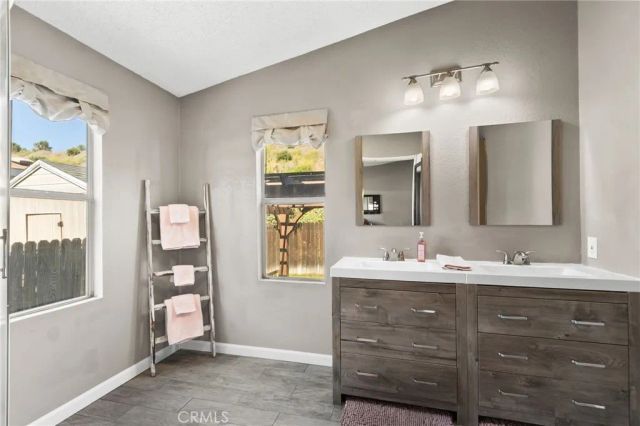 4901 Green River 303, Corona, CA 92880