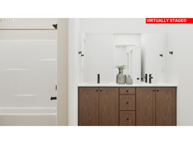 3301 Quail Ave, Woodburn, OR 97071