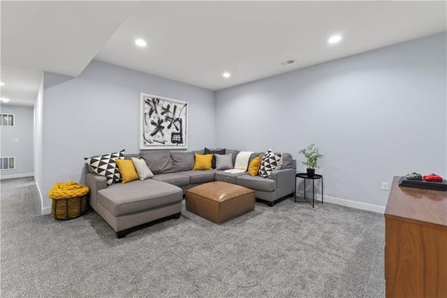 18702 Theden Street, Spring Hill, KS 66083