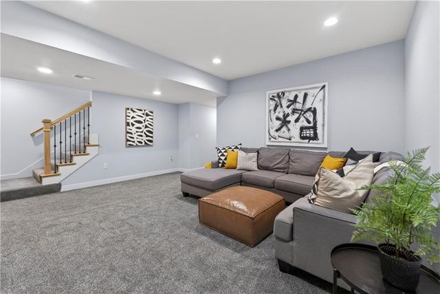 18702 Theden Street, Spring Hill, KS 66083