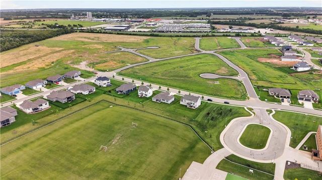 18702 Theden Street, Spring Hill, KS 66083