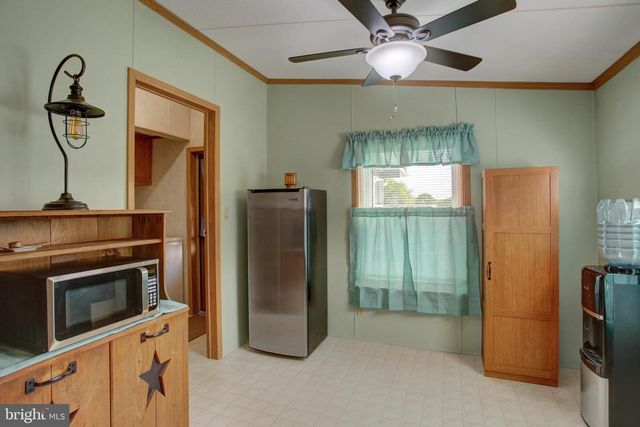30 SPRING DR, Shippensburg, PA 17257