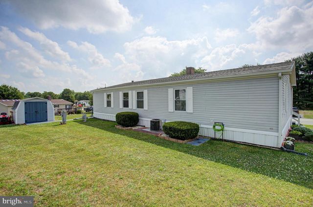 30 SPRING DR, Shippensburg, PA 17257