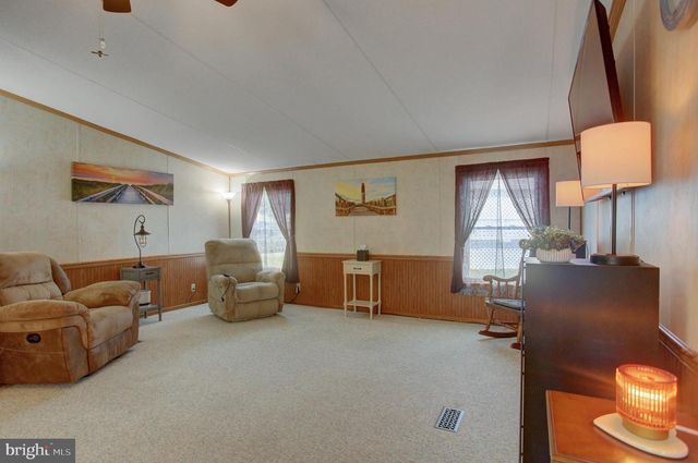 30 SPRING DR, Shippensburg, PA 17257