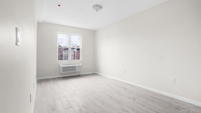 504 VAN NEST, Bronx, NY 10460