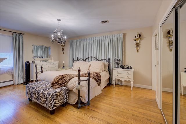 181 Heritage Drive, Warwick, RI 02818