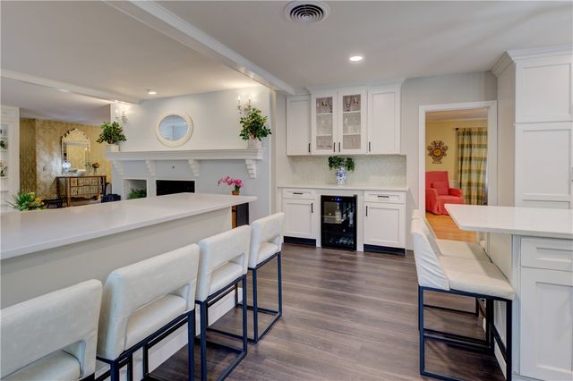 181 Heritage Drive, Warwick, RI 02818