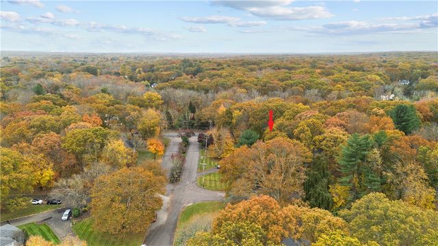 181 Heritage Drive, Warwick, RI 02818