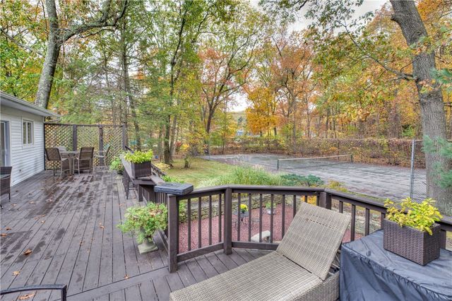 181 Heritage Drive, Warwick, RI 02818