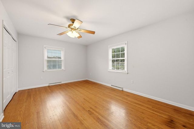 427 WOODBURY AVE, Martinsburg, WV 25404