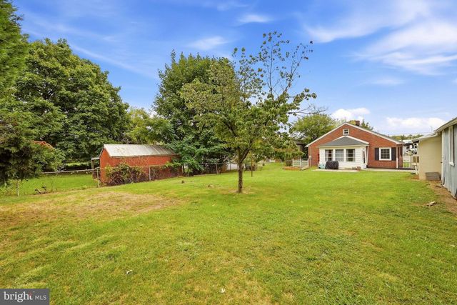 427 WOODBURY AVE, Martinsburg, WV 25404