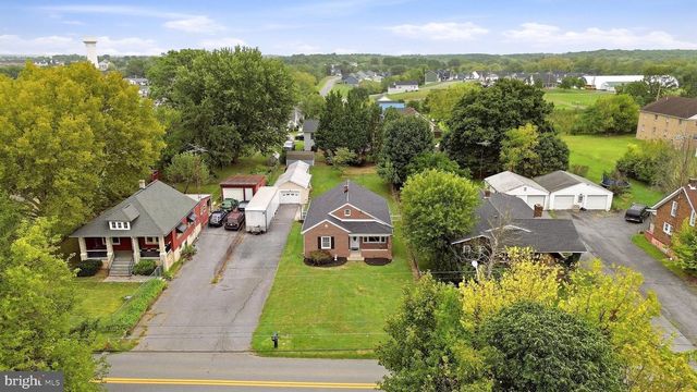 427 WOODBURY AVE, Martinsburg, WV 25404