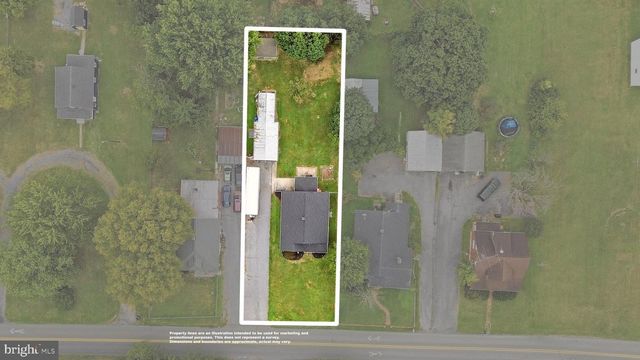 427 WOODBURY AVE, Martinsburg, WV 25404
