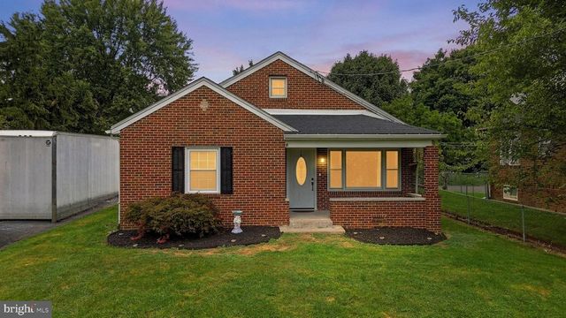 427 WOODBURY AVE, Martinsburg, WV 25404