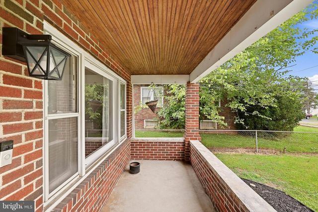 427 WOODBURY AVE, Martinsburg, WV 25404