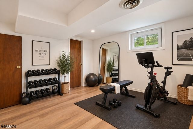 147 Kingston Rd, Parsippany-troy Hills Twp., NJ 07054