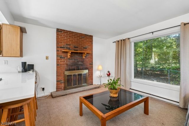 147 Kingston Rd, Parsippany-troy Hills Twp., NJ 07054