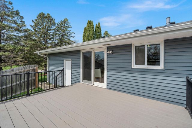 10631 Xavier Avenue S, Bloomington, MN 55437