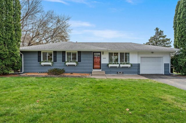 10631 Xavier Avenue S, Bloomington, MN 55437