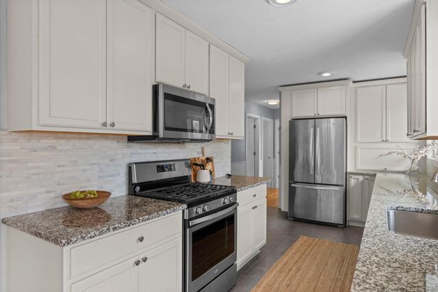 10631 Xavier Avenue S, Bloomington, MN 55437